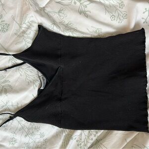 BLACK TINY TANK